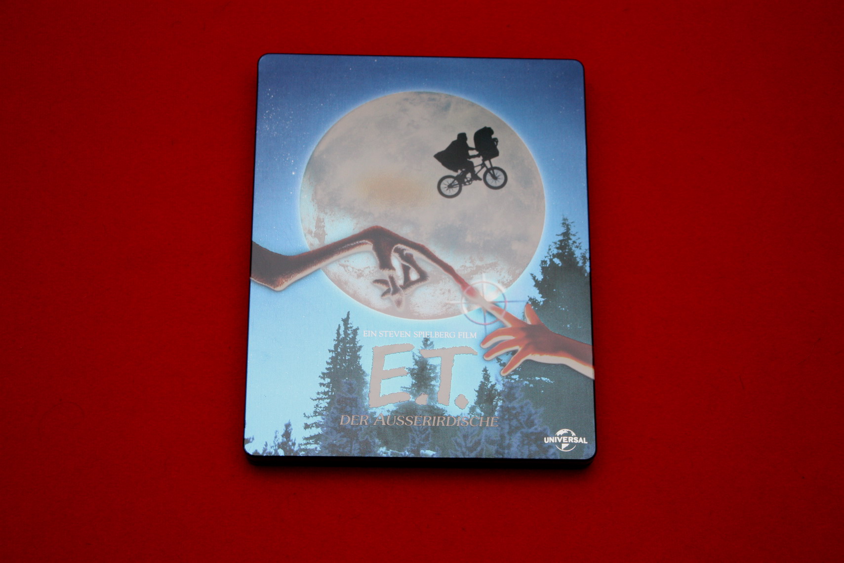 ET Steelbook.jpg