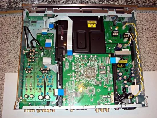Denon DVD-3800BD Innenansicht