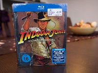 Indiana-Jones-Quadrilogy-bei-Mueller-News-01.jpg