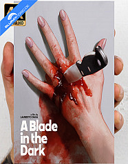 A Blade in the Dark 4K - Theatrical and Uncut Extended Version - Limited Edition Slipcover - Magnet Box (4K UHD + Blu-ray) (US Import ohne dt. Ton) Blu-ray