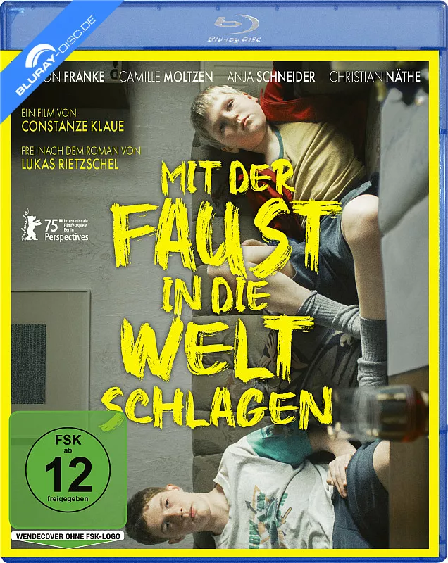 mit-der-faust-in-die-welt-schlagen-de.webp