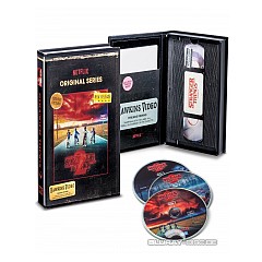 stranger-things-the-complete-second-season-target-exclusive-us-import.jpg