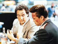 Red-Heat-4K-Reviewbild-03.jpg Red-Heat-4K-Reviewbild-03.jpg