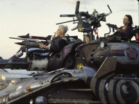 Tank-Girl-Reviewbild-02.jpg Tank-Girl-Reviewbild-02.jpg