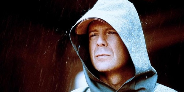 Unbreakable_Unzerbrechlich_03.jpg Unbreakable_Unzerbrechlich_03.jpg