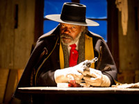 the-hateful-8-review-001.jpg