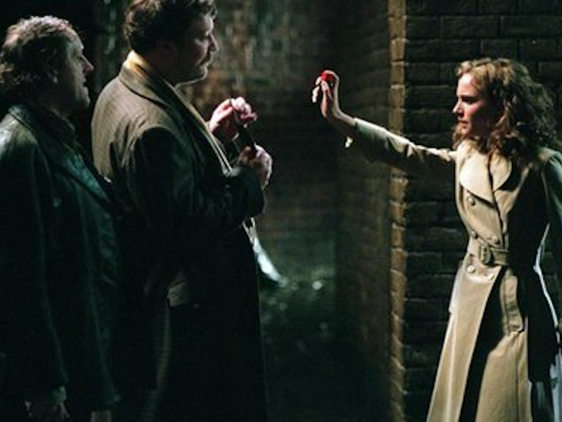 v-wie-Vendetta-Reviewbild-05.jpg v-wie-Vendetta-Reviewbild-05.jpg
