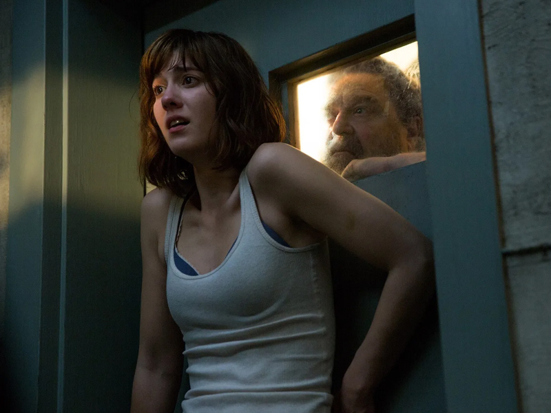 10_Cloverfield_Lane_02.jpg