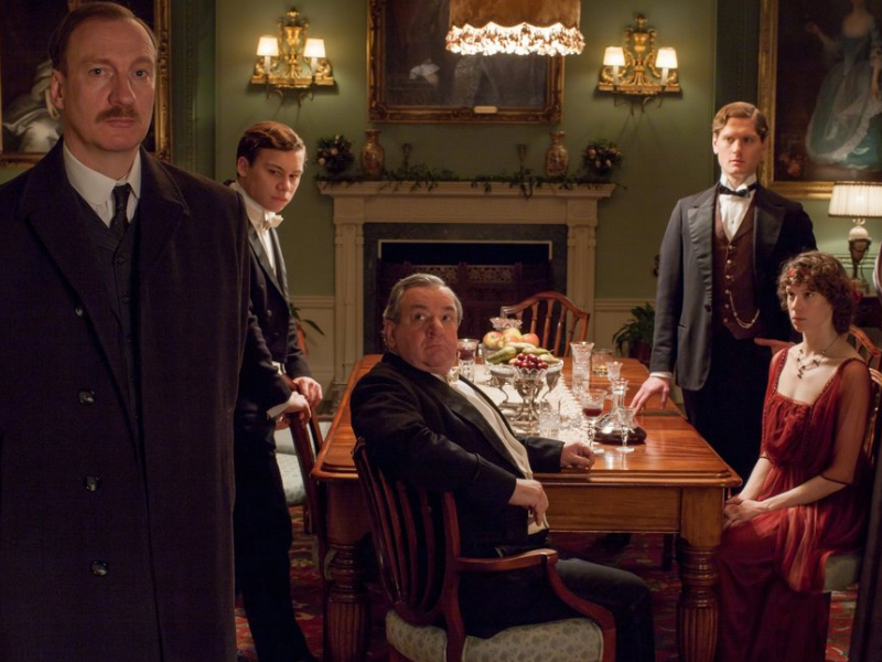 An_Inspector_Calls_01.jpg