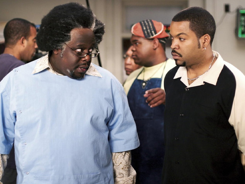Barbershop_2_Back_in_Business_01.jpg