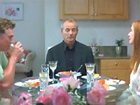 Broken-Flowers-Newsbild-01.webp