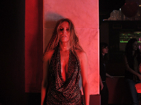 Bruna-Surfergirl-2011-News-01.jpg