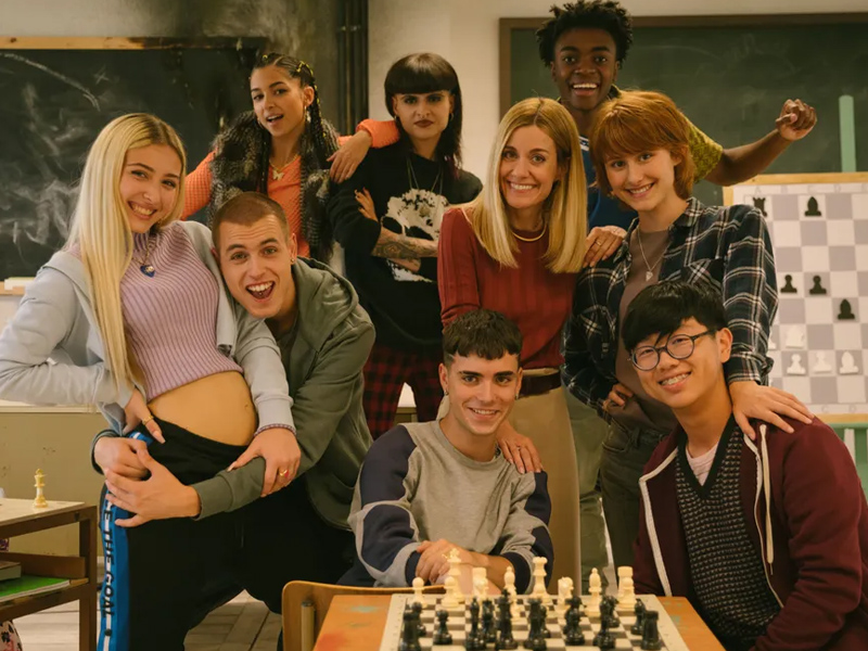 Checkmates_Ziemlich_schraege_Figuren_01.jpg