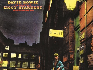 David_Bowie_Ziggy_Stardust_News.jpg