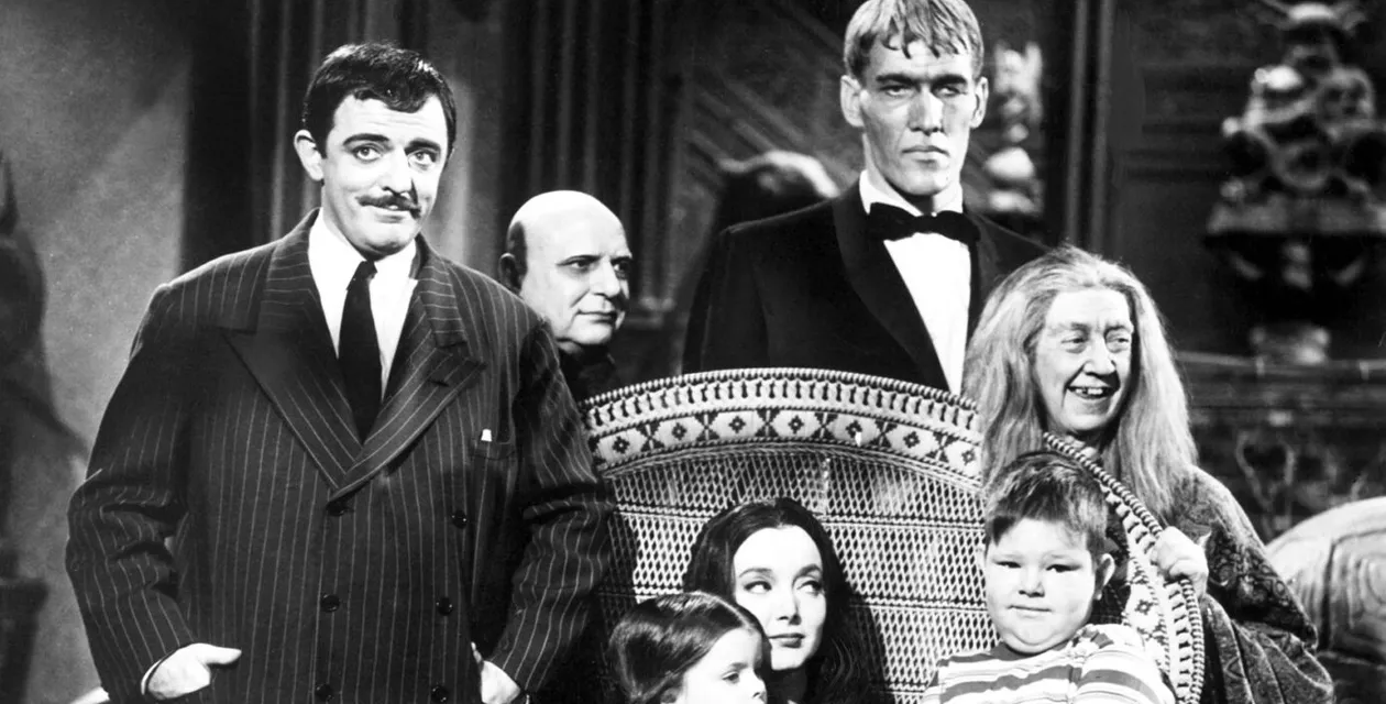 Die_Addams_Family_Serie_Slider.webp Die_Addams_Family_Serie_Slider.webp
