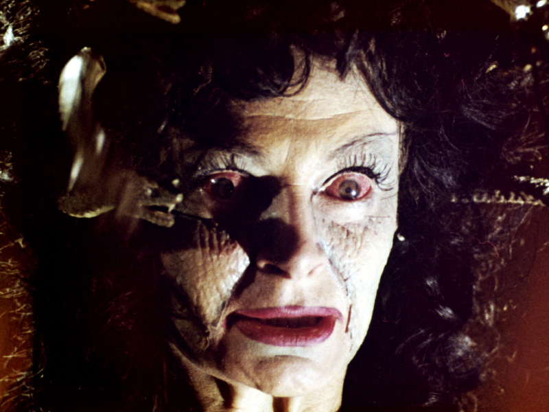Die_brennenden_Augen_von_Schloss_Bartimore_02.jpg