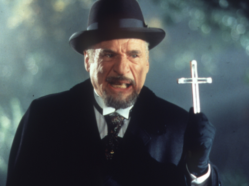 Dracula_Tot_aber_gluecklich_02.jpg