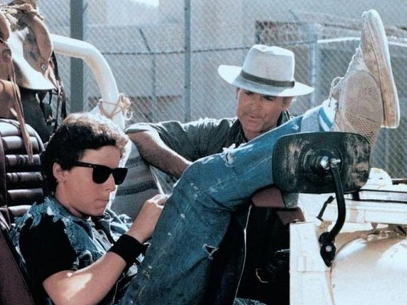 Renegade_1987_02.webp
