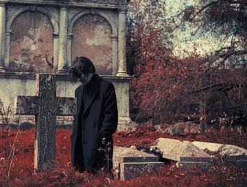 Steven_Wilson_Requiem_For_A_Village_News.webp