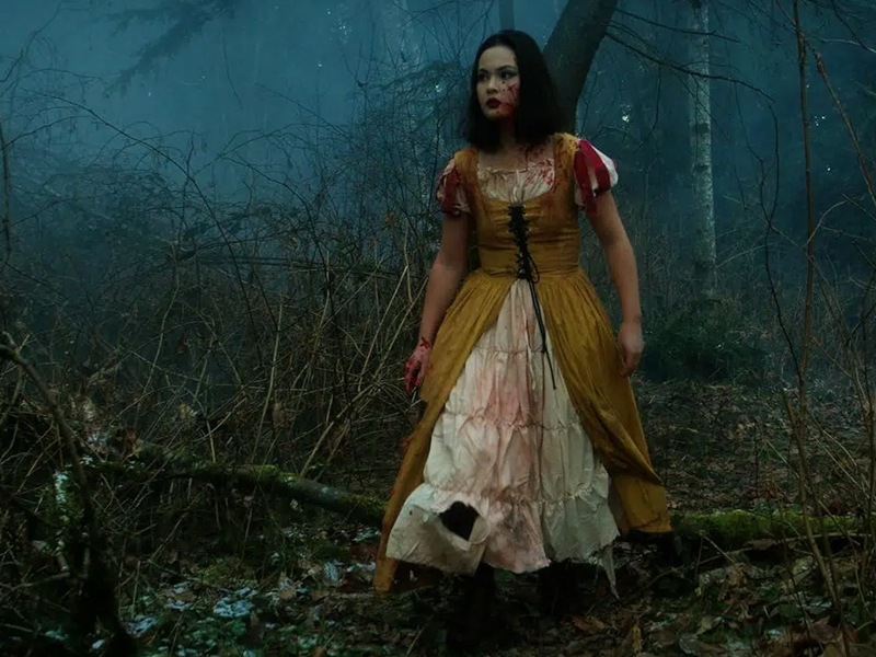 The_Death_of_Snow_White_01.jpg