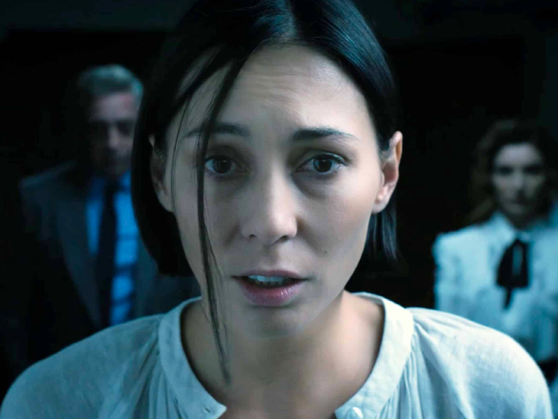 The_Hotel_Haunting_02.jpg