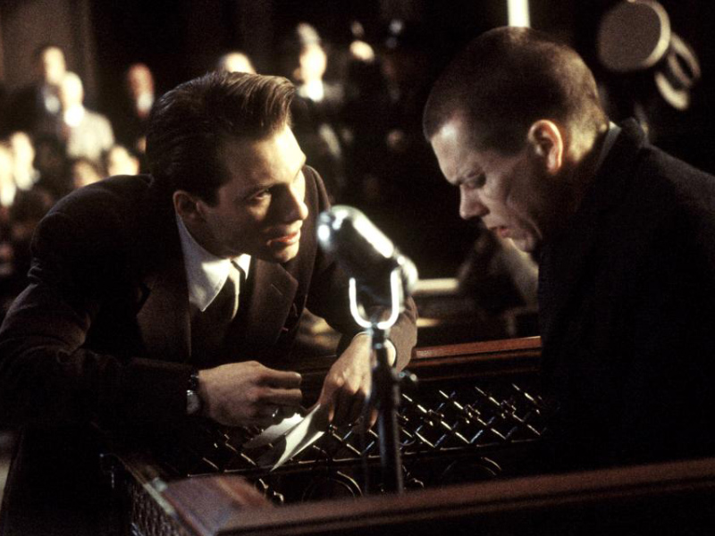 murder_in_the_first_1995_01.webp