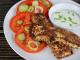Low Carb Fetasticks mit Tomatensalat